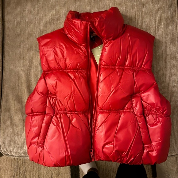 Red puffer vest - Picture 1 of 5